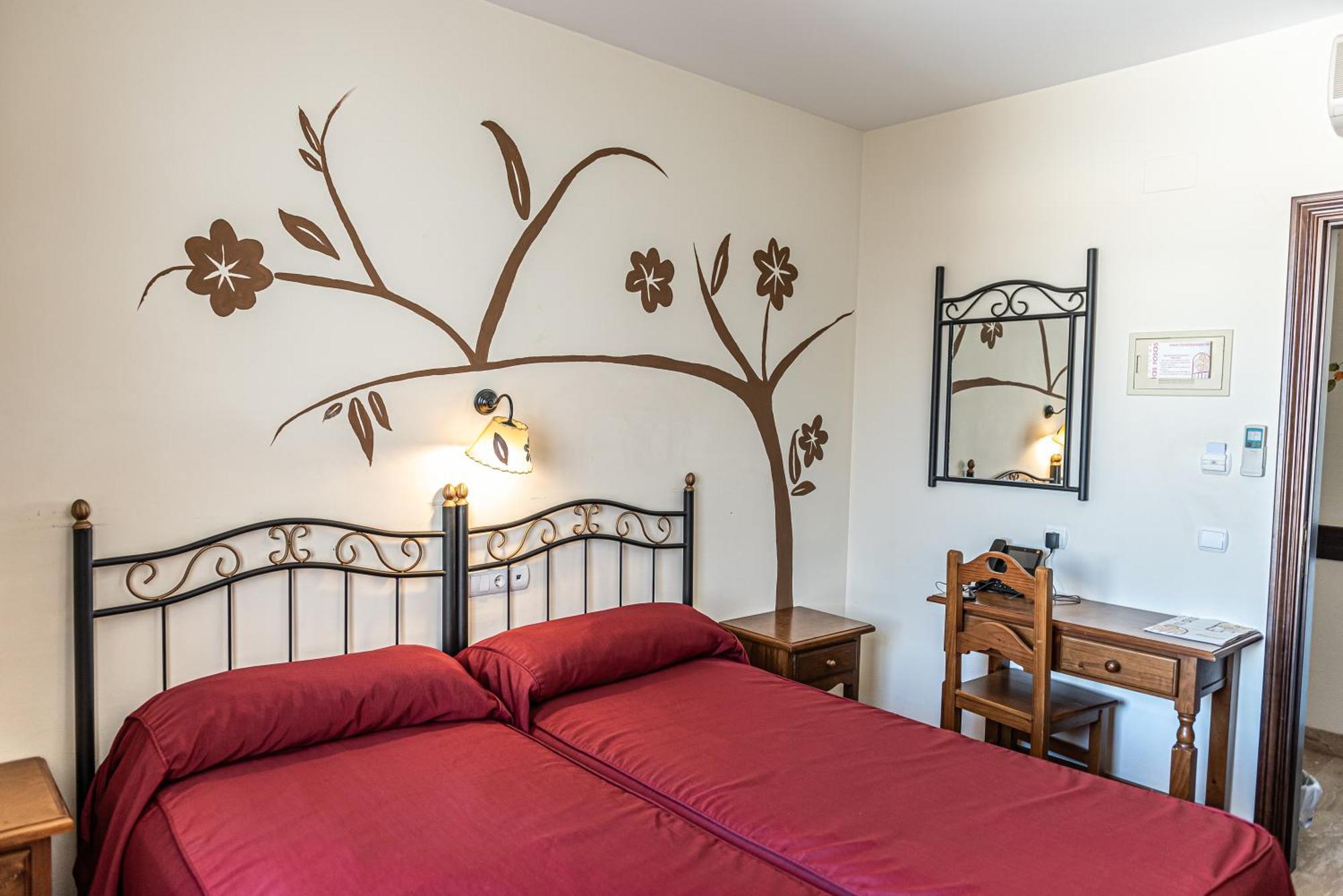 Hotel Las Rosas Приего-де-Кордова Экстерьер фото